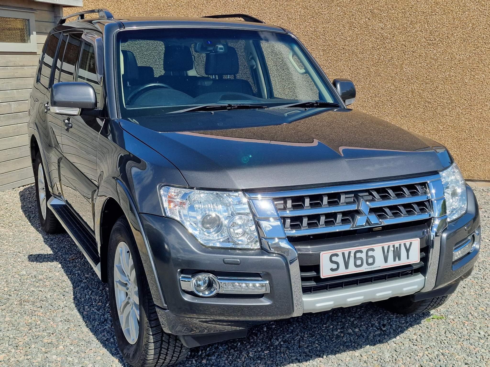 2016 Mitsubishi Shogun